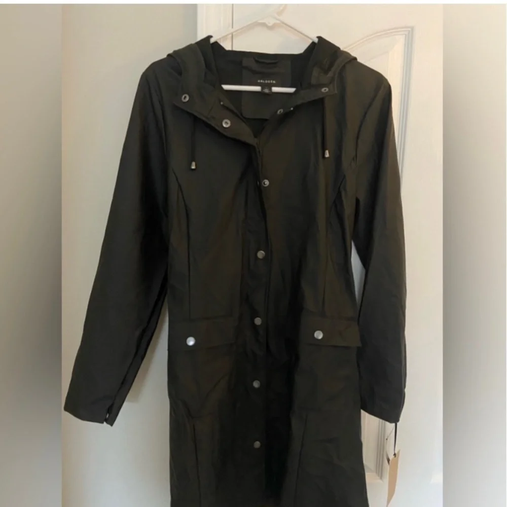 Halogen Size Small Raincoat - Picture 8 of 12